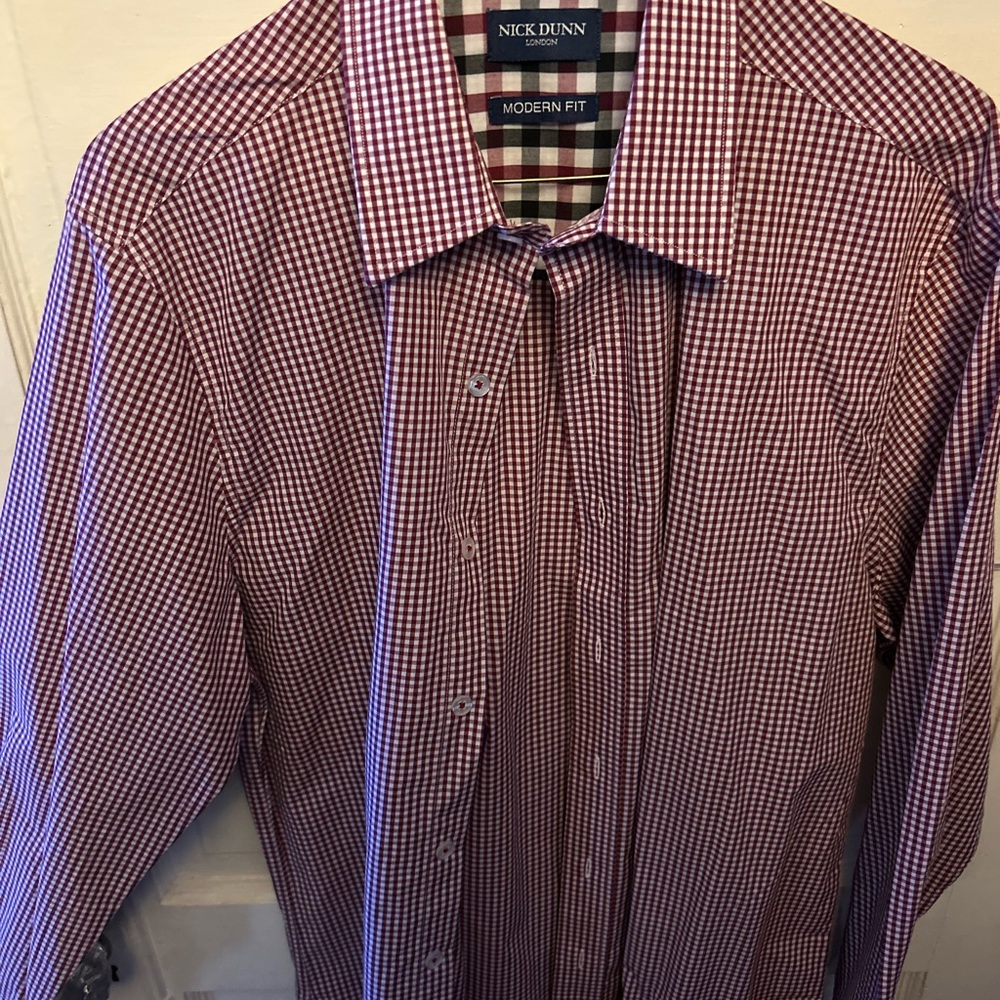 Nick Dunn Men's Red Checkered Casual Shirt 15.5 neck